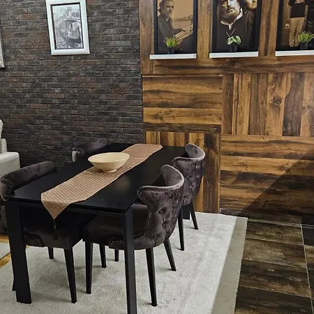 Apartment Palace 18 *