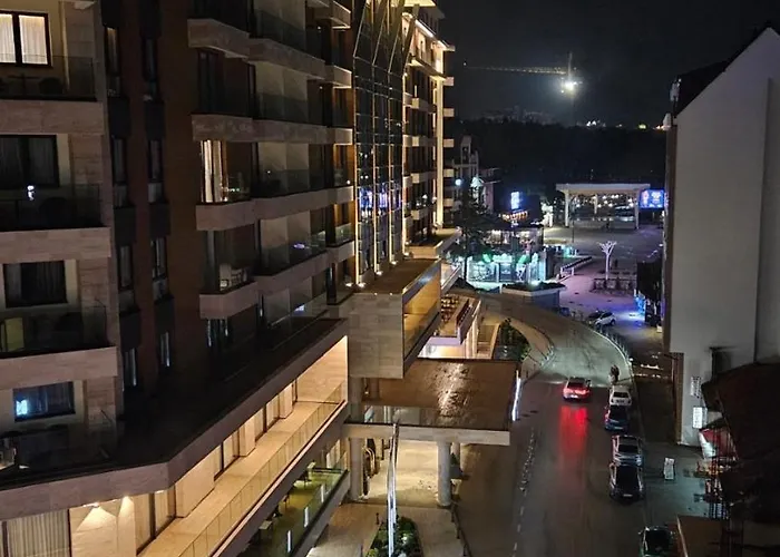 Palace 18 * زلاتيبور